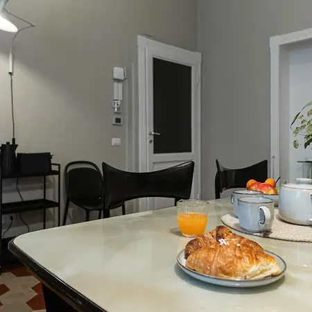 Daire Italianway Comfort - Plinio 33 *